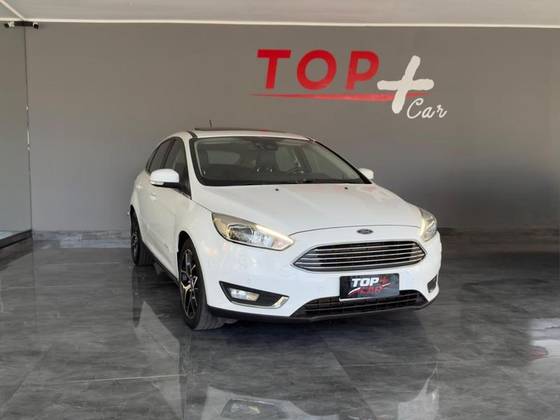 FORD FOCUS 2.0 TITANIUM PLUS FASTBACK 16V FLEX 4P POWERSHIFT FORD FOCUS 2.0 TITANIUM PLUS FASTBACK 16V FLEX 4P POWERSHIFT